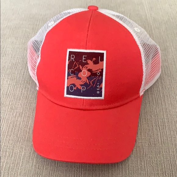 REI Accessories - REI Girls Baseball Cap. Never Worn.